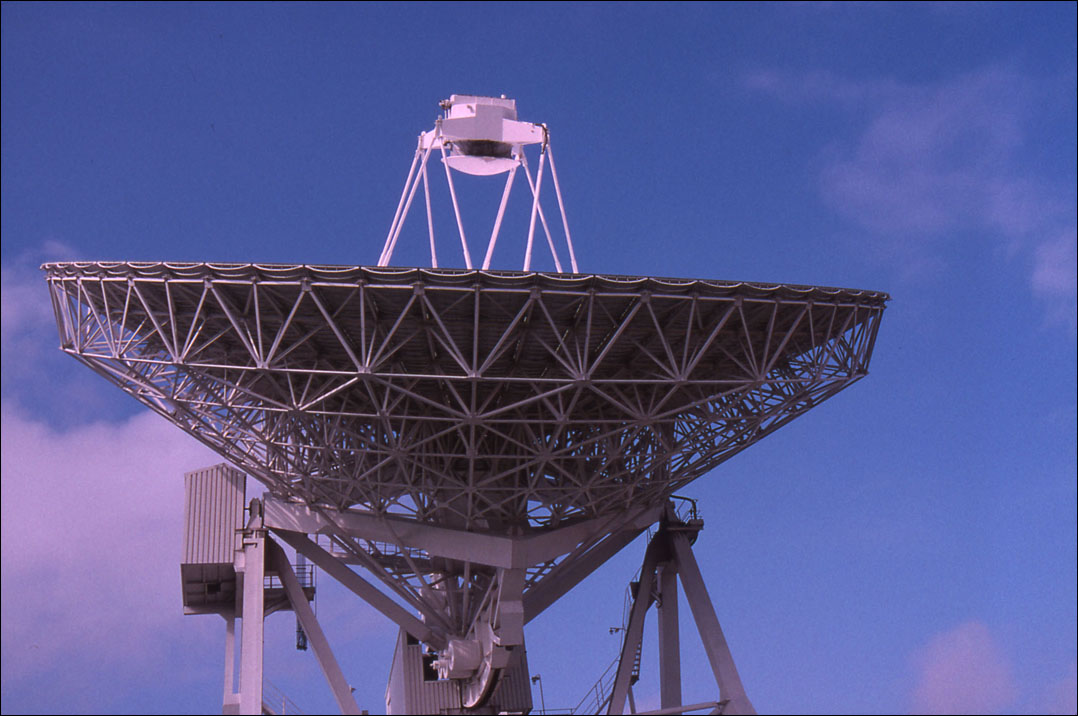 radiotélescope de 32 m de Torun, Pologne